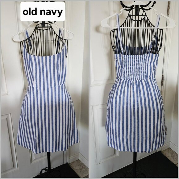 Old Navy Dresses & Skirts - Old Navy women's summer vertical dress size small